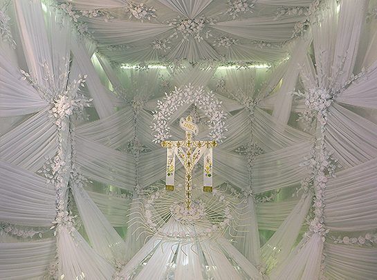 Cruz de mayo interior en Añora